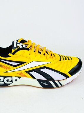 Reebok Futsal Fusion R58 Series Men's Size 9 Yellow Athletic Sneakers